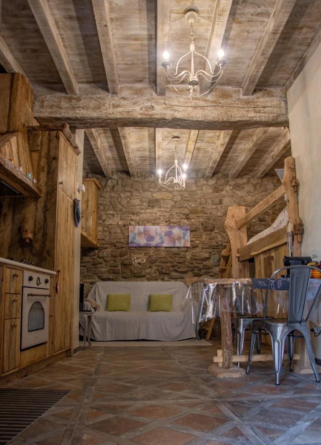 Il Nido Di Matilde _Monolocale Design Sul Fiume_ Apartment Rossena Exterior photo